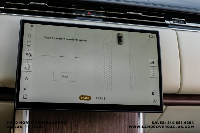 Used 2024  Land Rover SE image 29