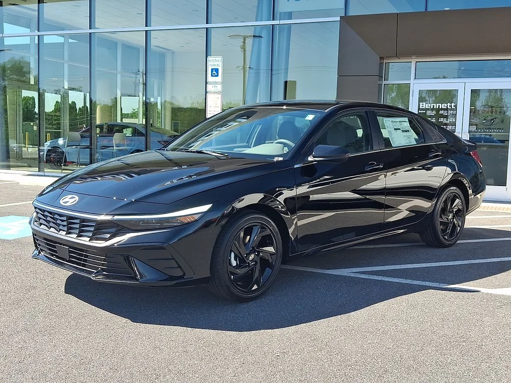 New 2026 Black Hyundai SEL Sport image 2