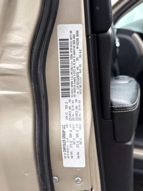 Used 2014 Cashmere Pearlcoat Jeep Limited image 15