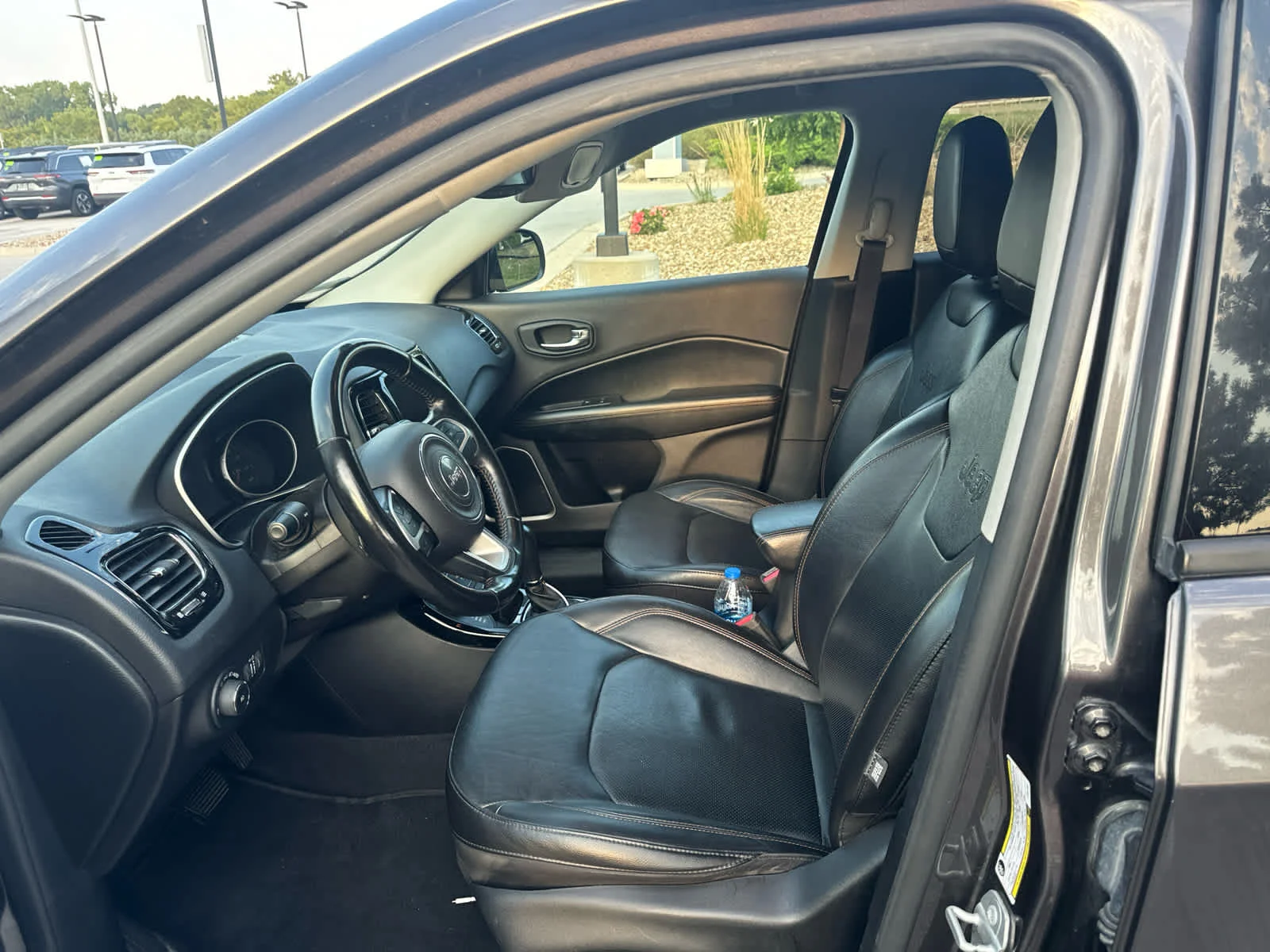 Used 2020 Granite Crystal Metallic Clearcoat Jeep Limited image 13