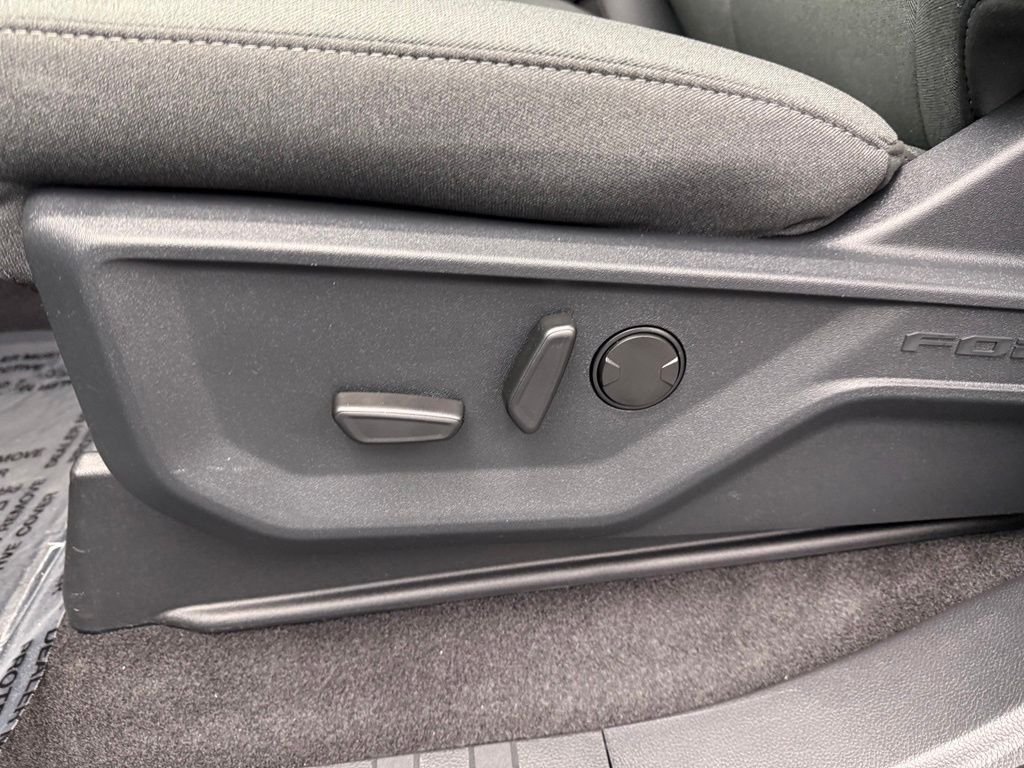 New 2026 Marsh Gray Ford XLT image 62