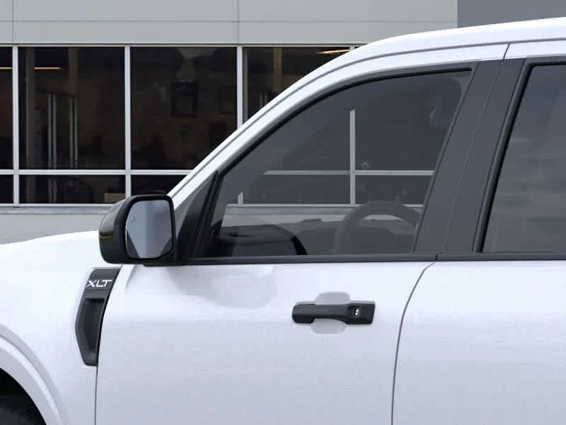 New 2025 Space White Metallic Ford XLT image 21