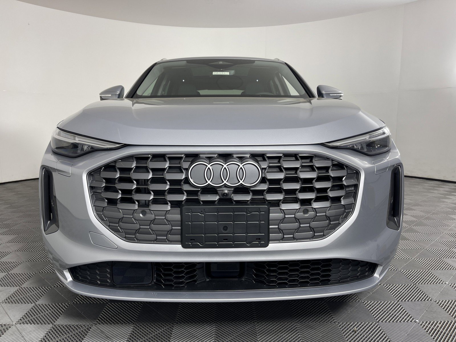 Used 2025 Florett Silver Metallic Audi Premium Plus image 7