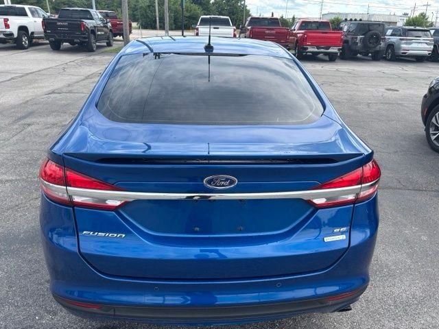 Used 2017 Blue Ford SE image 6