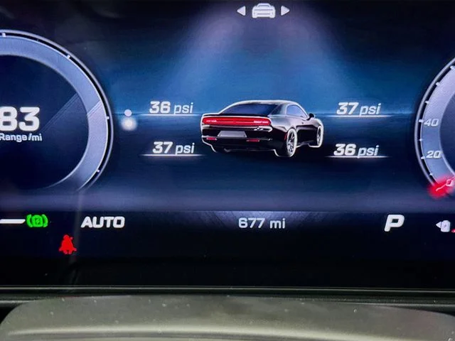 2025 Dodge Charger Daytona R/T - Photo 12