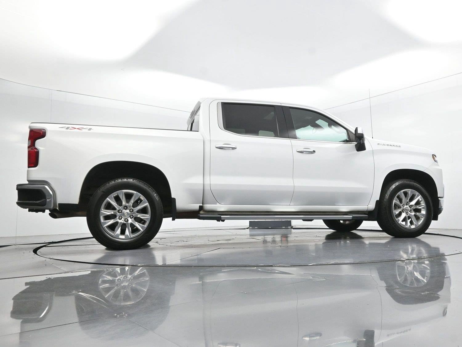 Used 2021 SUMMIT WHITE Chevrolet LTZ image 51