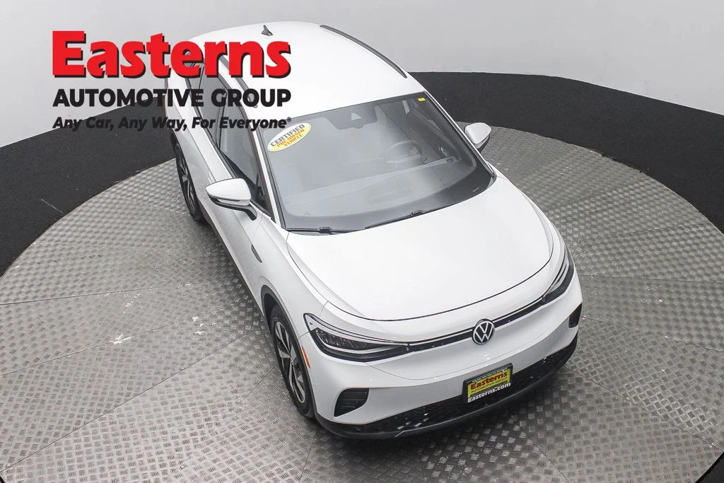 Used 2023 White Volkswagen Pro image 3