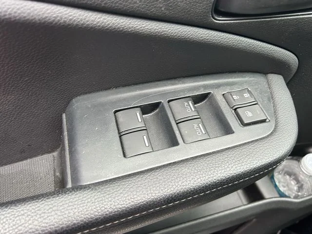 Used 2022 Black Honda EX-L image 23