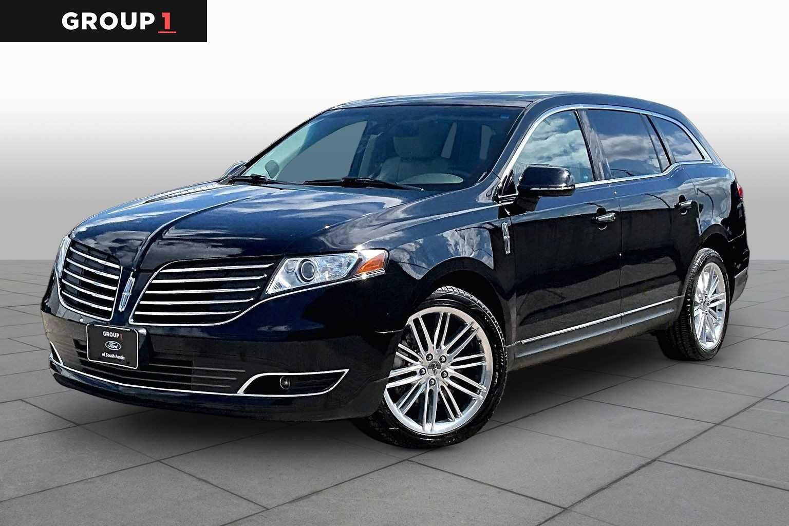 2018 Lincoln MKT 3.5 Reserve AWD's photo