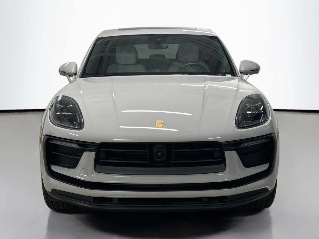 Certified Used 2025  Porsche  image 6