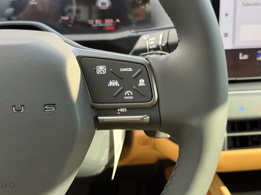 New 2026 Cloudburst Gray Lexus ES 350e LUXURY image 26