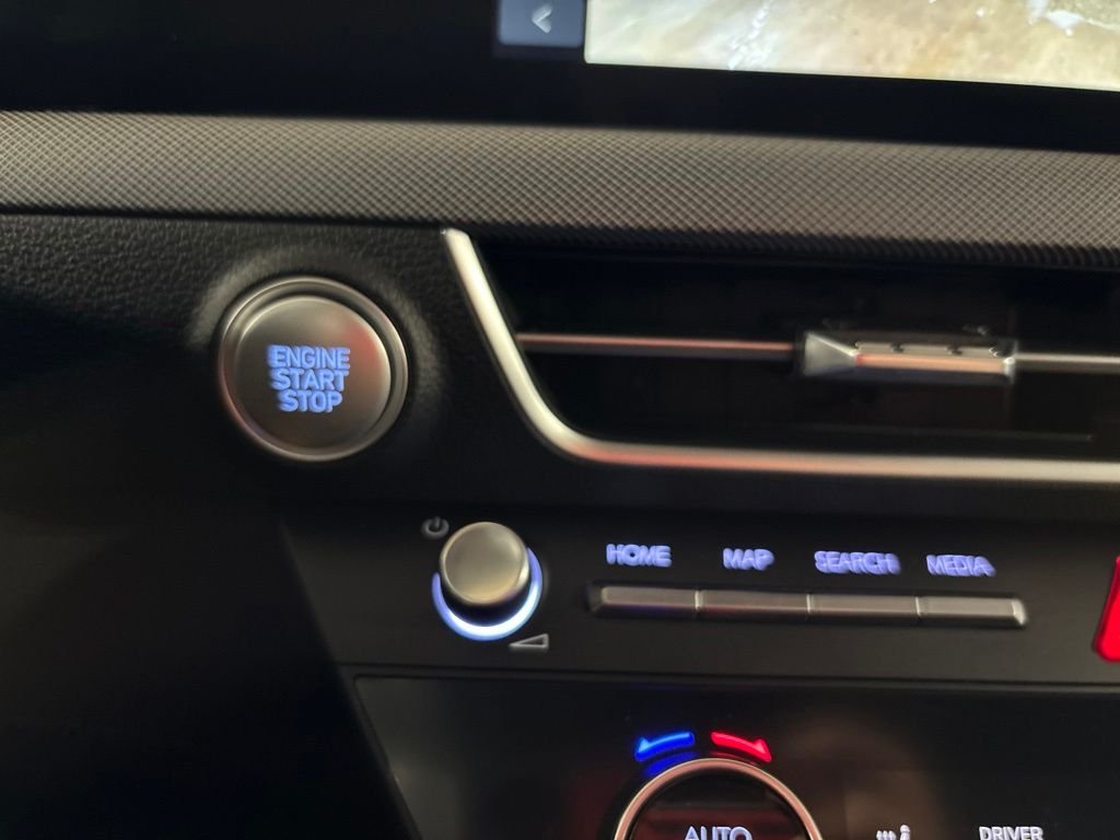 2025 Hyundai Sonata Hybrid SEL - Photo 23