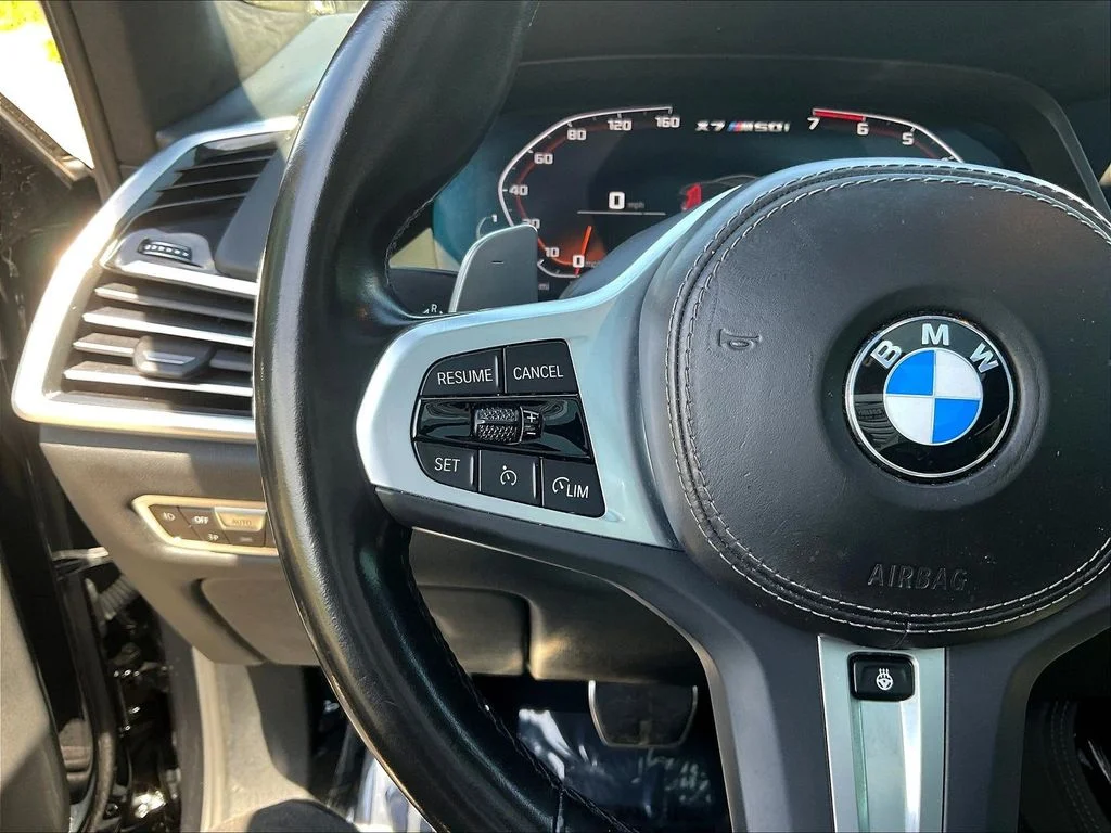 2022 BMW X7 M50i - Photo 11
