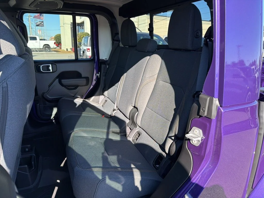 New 2026 Reign Exterior Paint Jeep Sport S image 19