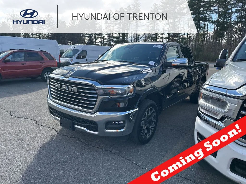 2025 RAM 1500 Laramie 4x4 Crew Cab 5'7's photo