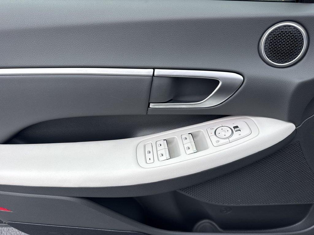 New 2026 Gray Hyundai SEL Sport image 10