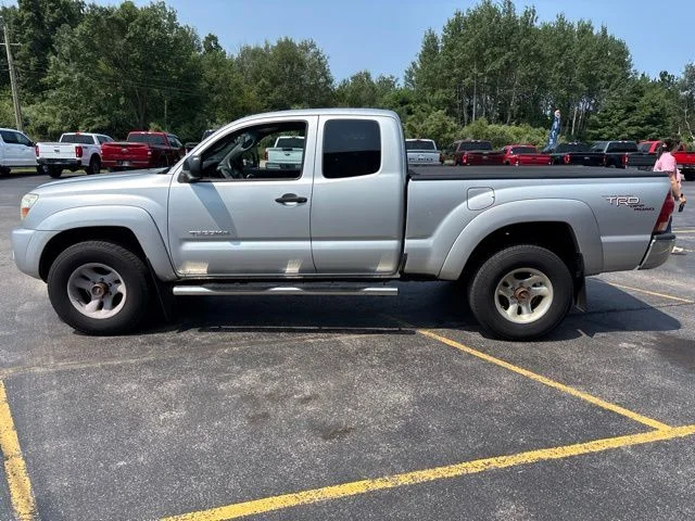 Used 2007  Toyota Base image 7