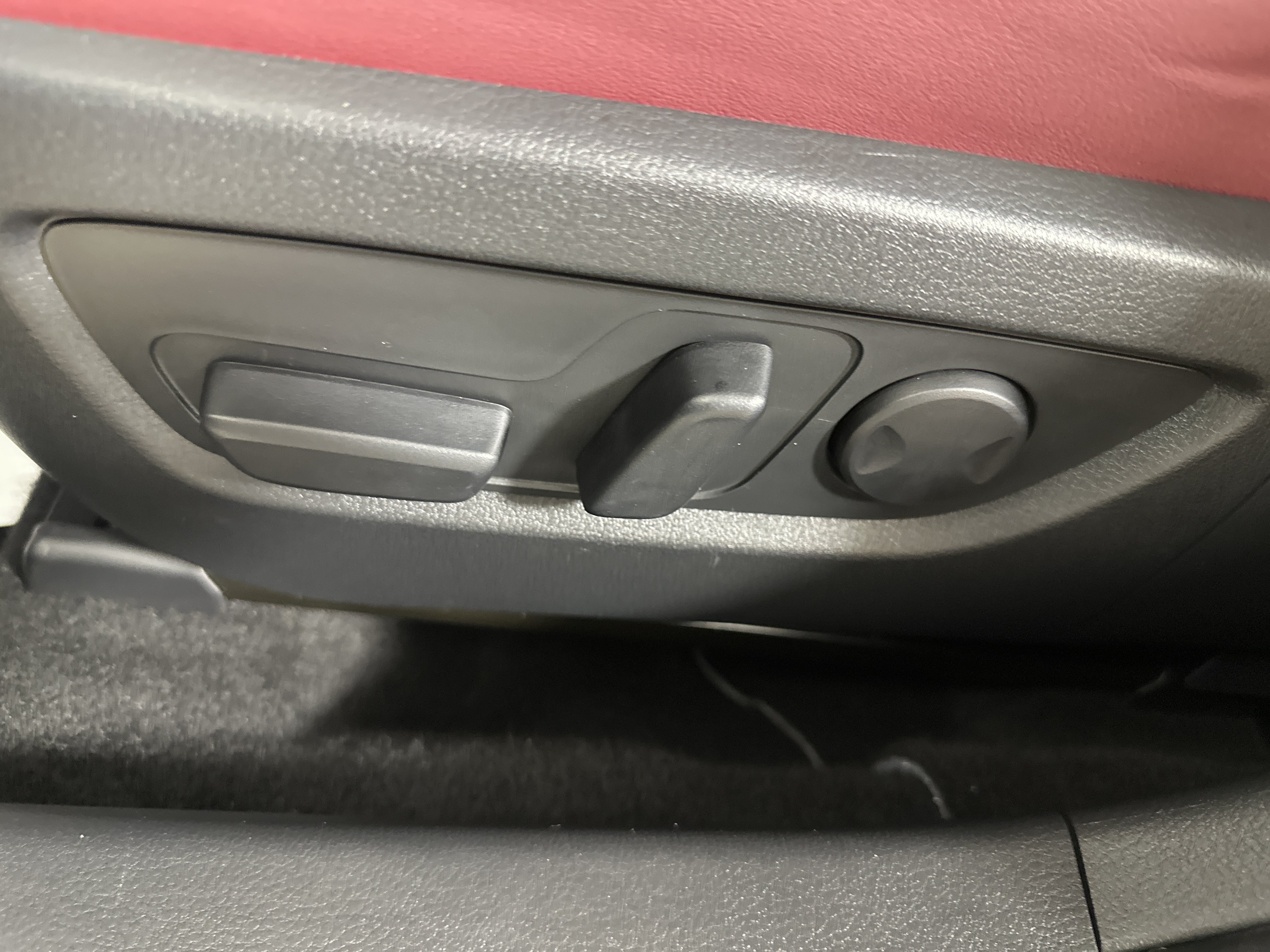 Used 2023 Polymetal Gray Metallic Mazda 2.5 S Carbon Edition image 10