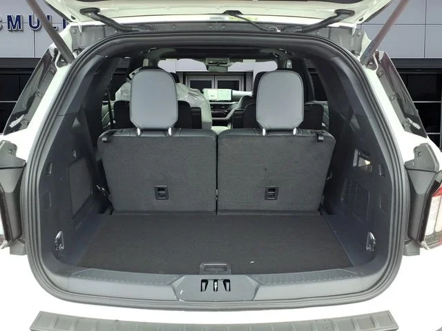 New 2026 Star White Metallic Tri-Coat Ford Tremor® image 10
