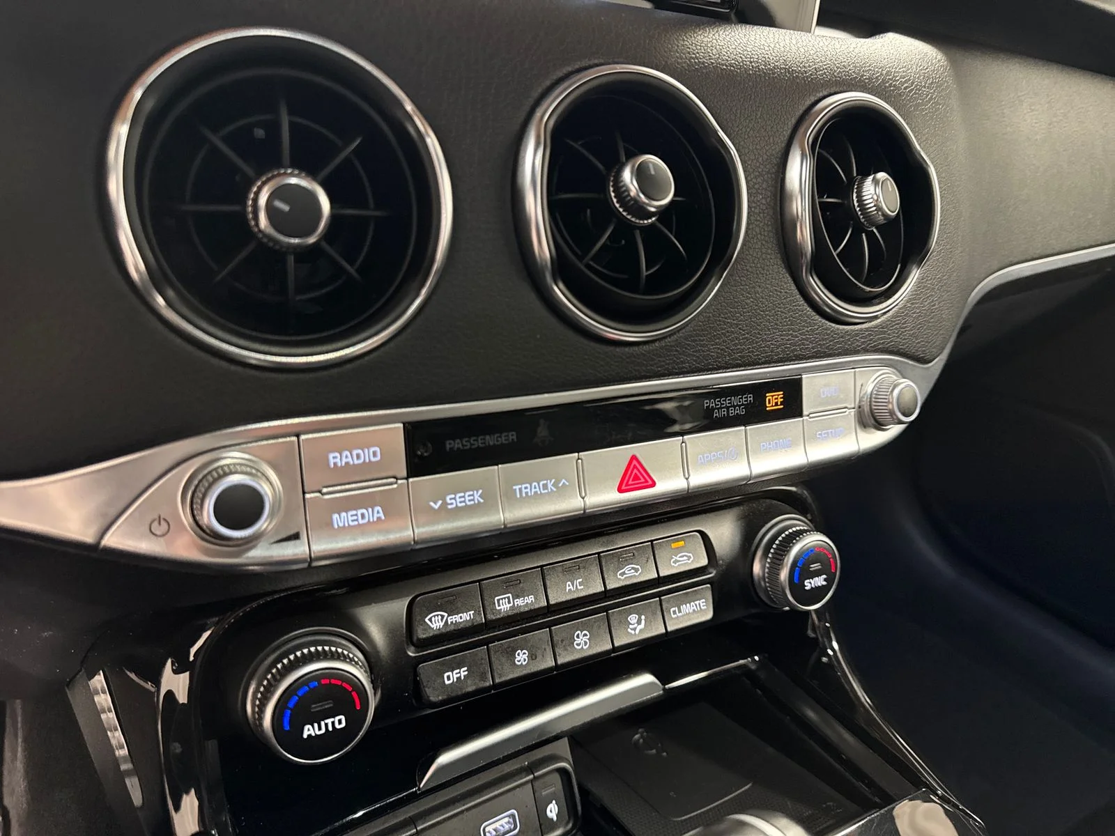 Used 2020 Panthera Metal Kia GT-Line image 23