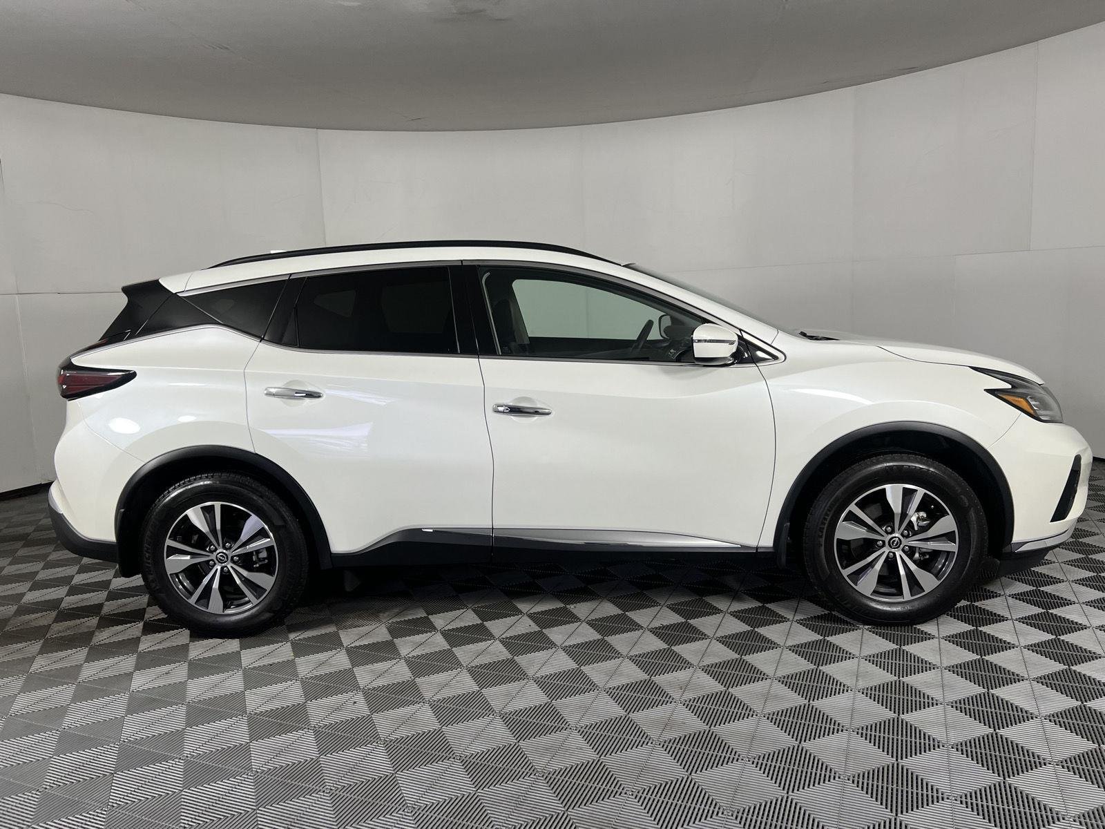 Used 2024 Pearl White Tricoat Nissan SV image 39