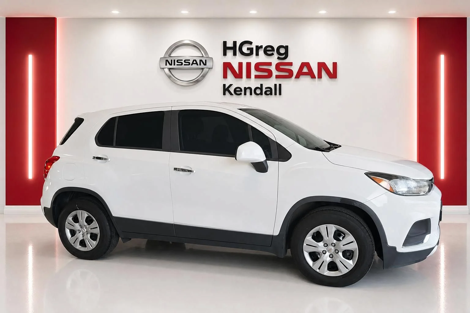 Used 2017 White Chevrolet LS image 3