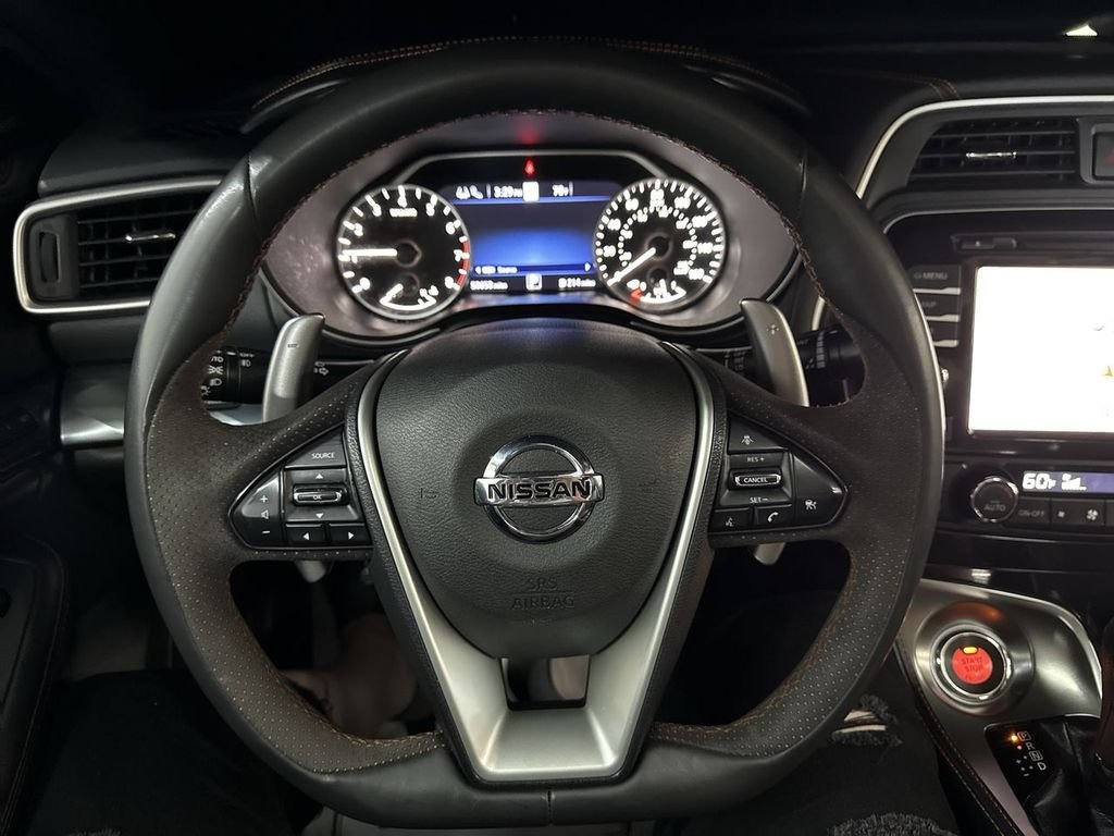 Used 2021 Super Black Nissan SR image 21
