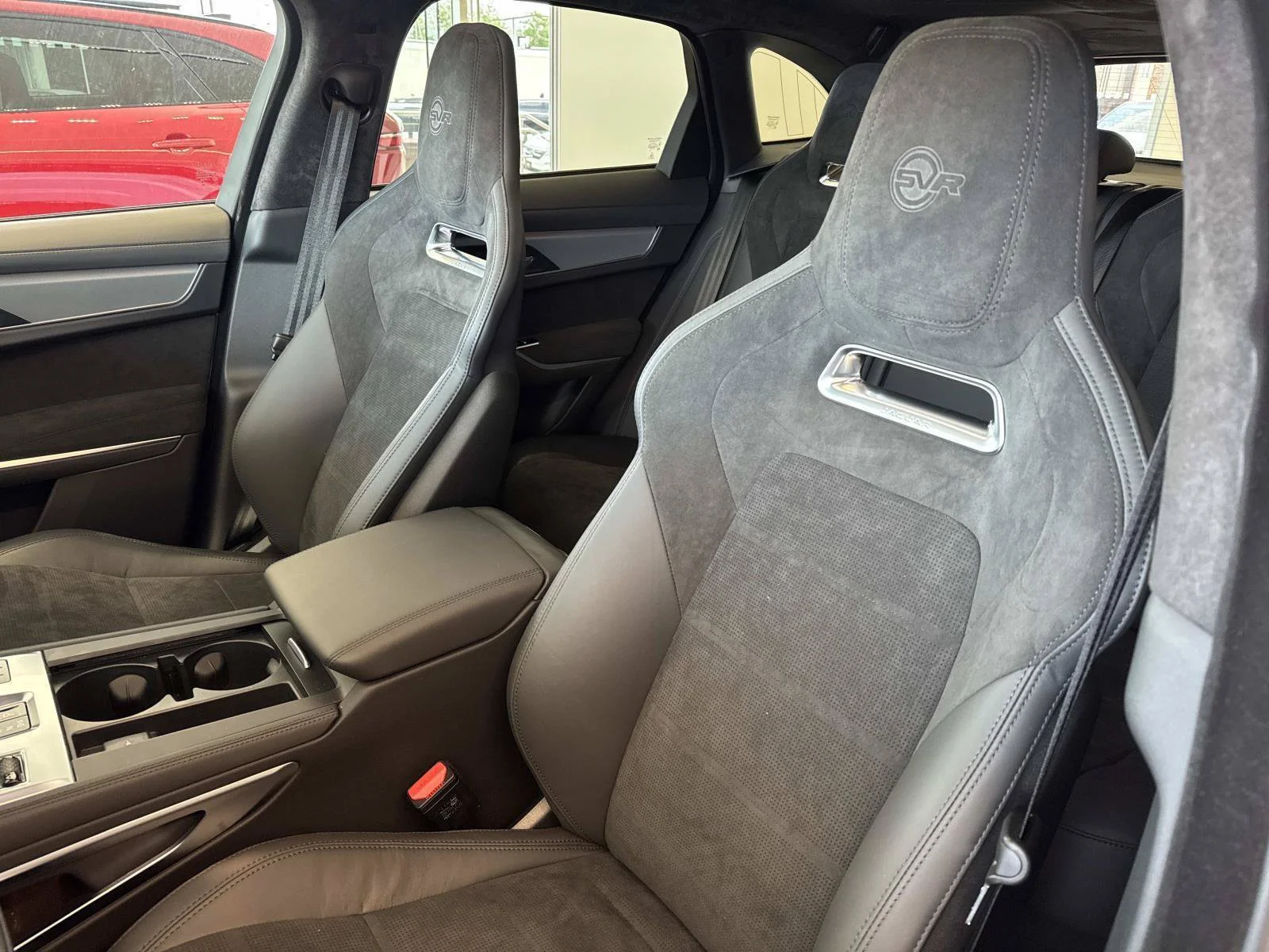 New  Blue Jaguar SVR image 10