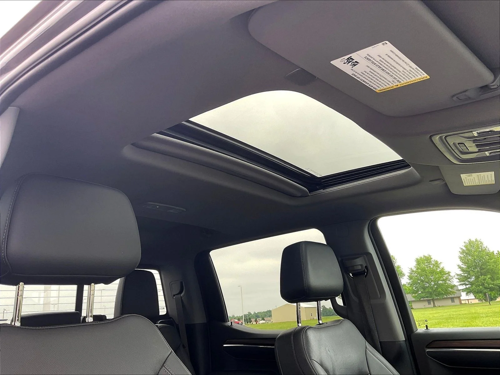 2022 GMC Sierra 1500 SLT - Photo 17