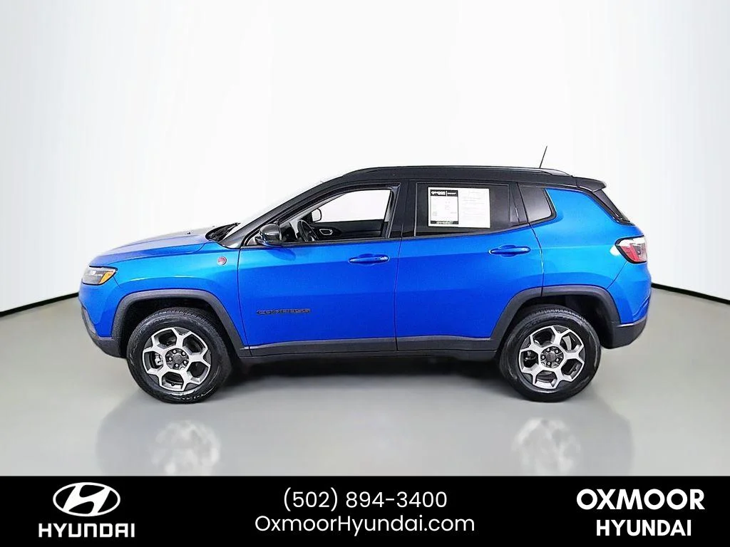 Used 2022 Laser Blue Pearlcoat Jeep Trailhawk image 4