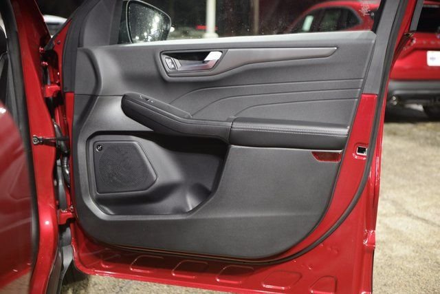 New 2026 Rapid Red Metallic Tinted Clearcoat Ford Active® image 36