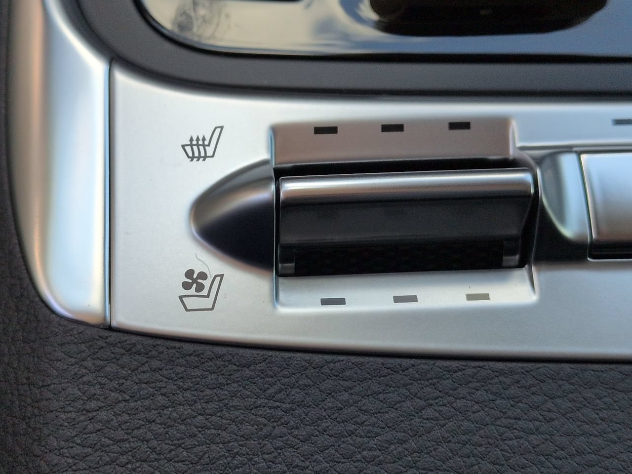 New 2026 Snow White Pearl Kia SX Prestige image 29