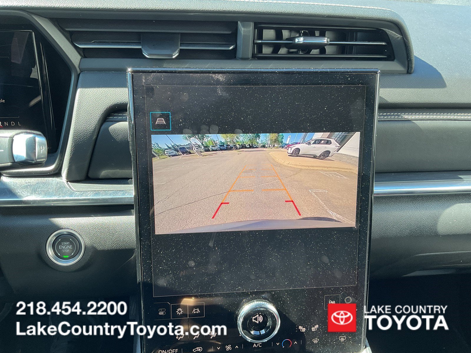 Used 2025 Graphite Gray GMC Elevation image 37