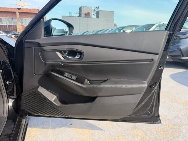 Used 2025 Black Honda Touring image 18