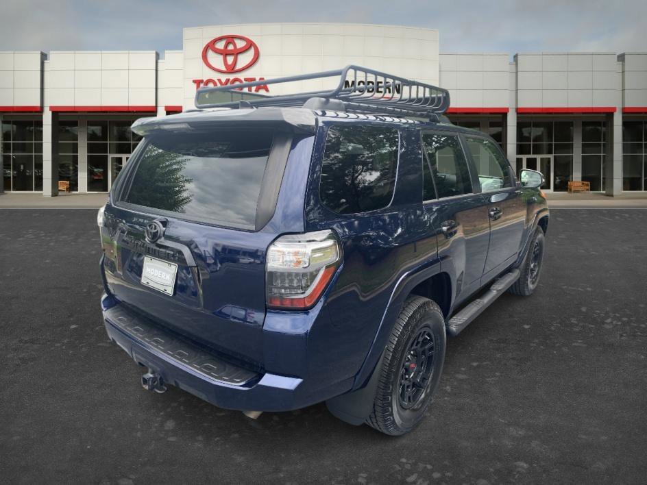 Certified Used 2021 Nautical Blue Metallic Toyota Venture image 5