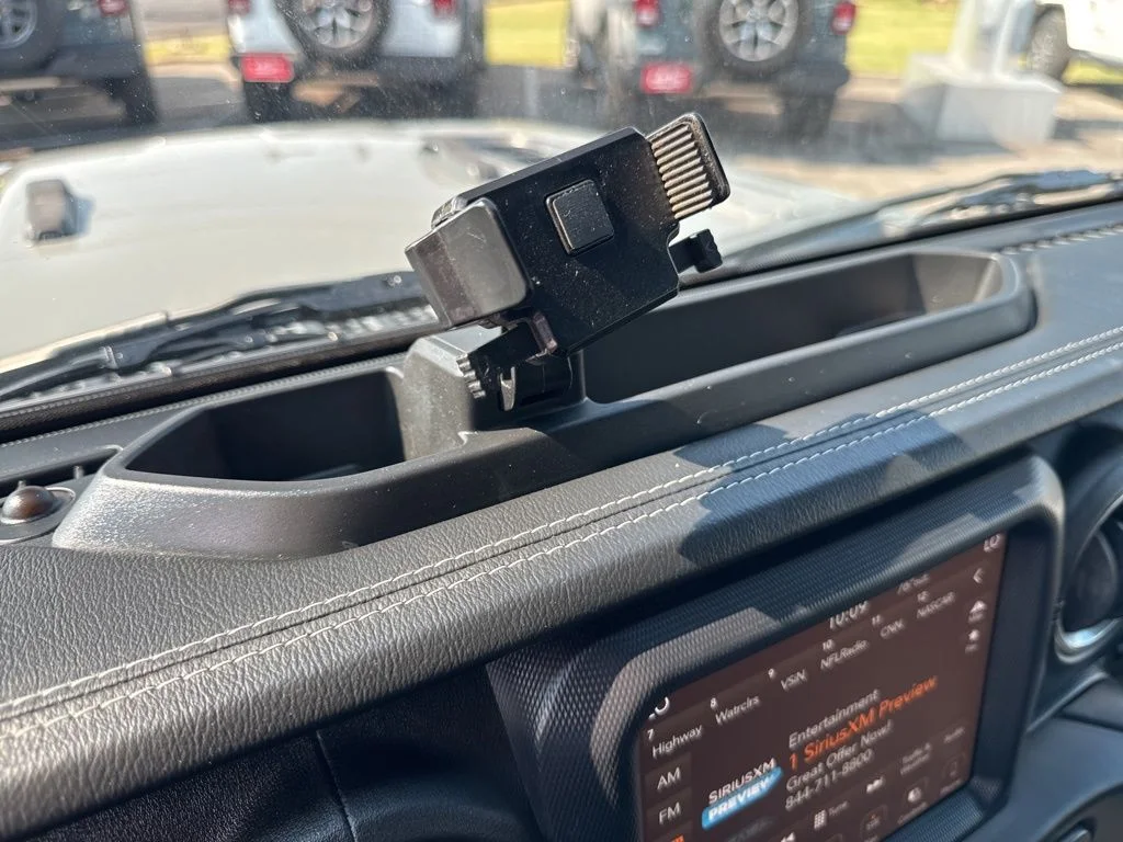 Used 2018 Gray Jeep Unlimited Sahara image 48