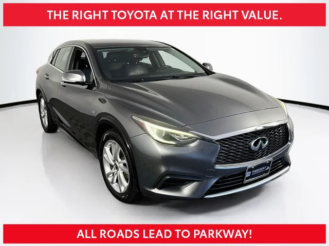2018 INFINITI QX30 Luxury