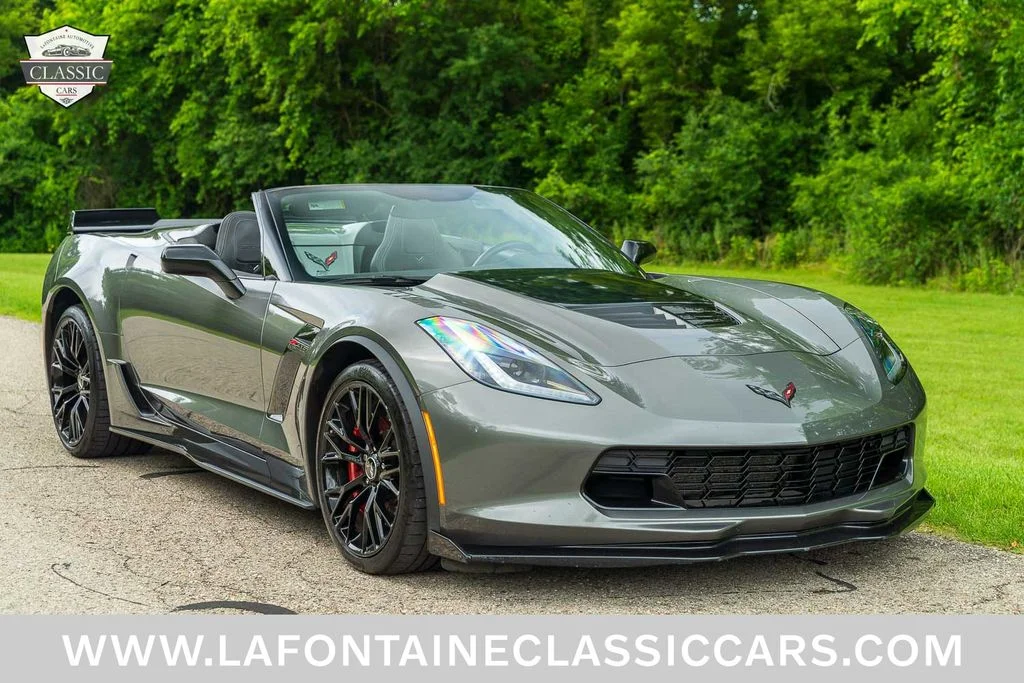 Used 2015 Gray Chevrolet Z06 image 1