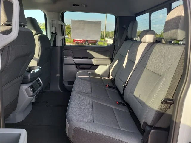 New 2026 Avalanche Ford XLT image 13