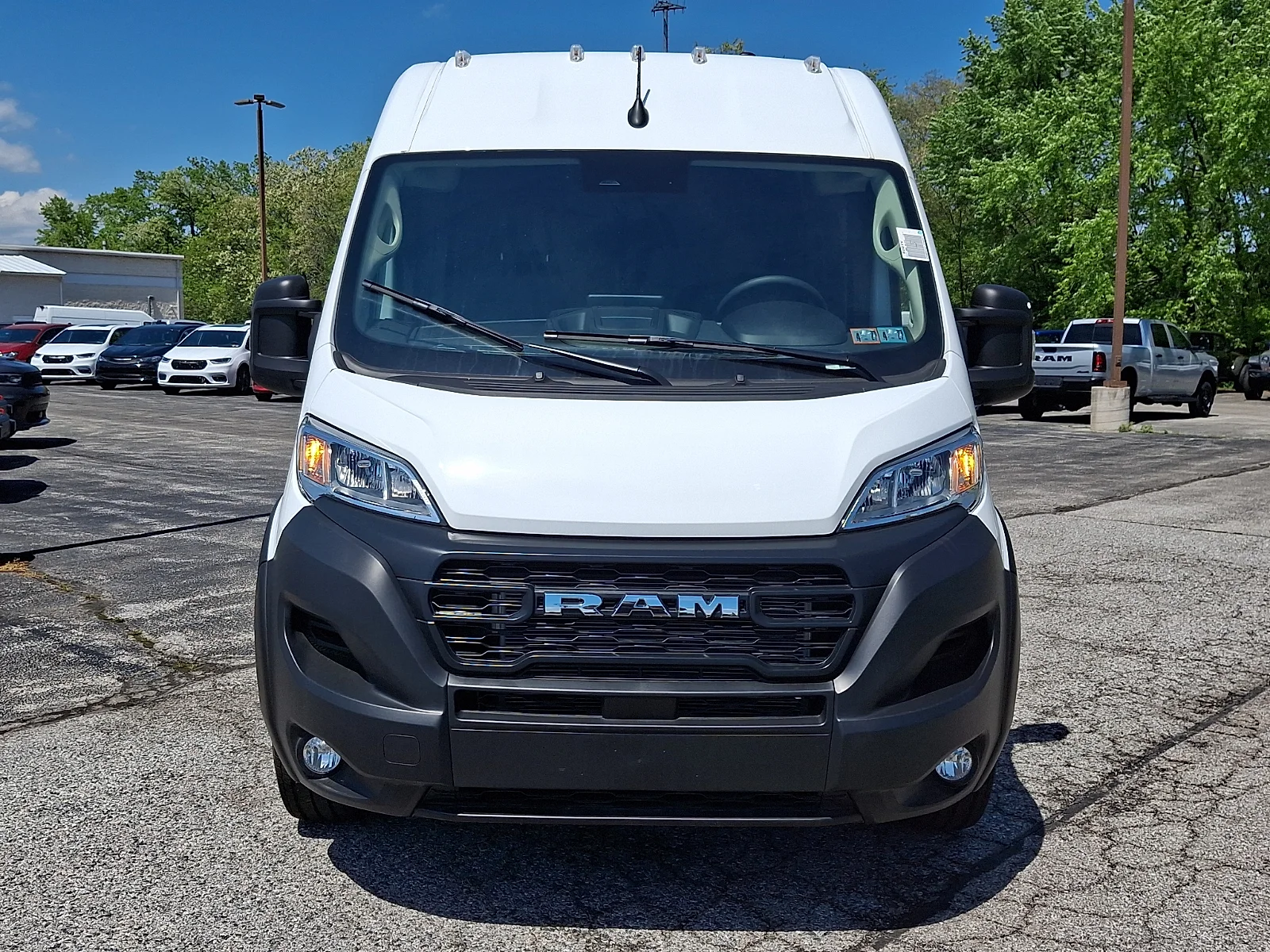 New 2026 Bright White Clear-Coat Exterior Paint RAM High Roof image 3