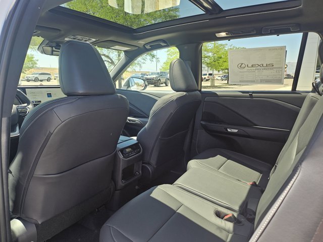 New 2026 Wind Chill Pearl Lexus PREMIUM AWD image 23