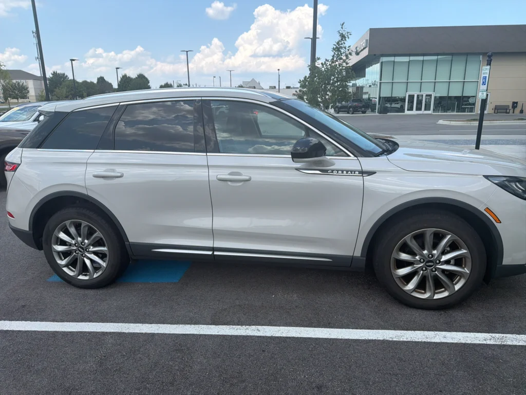 Used 2022 Ceramic Pearl Metallic Tri-Coat Lincoln Standard image 14