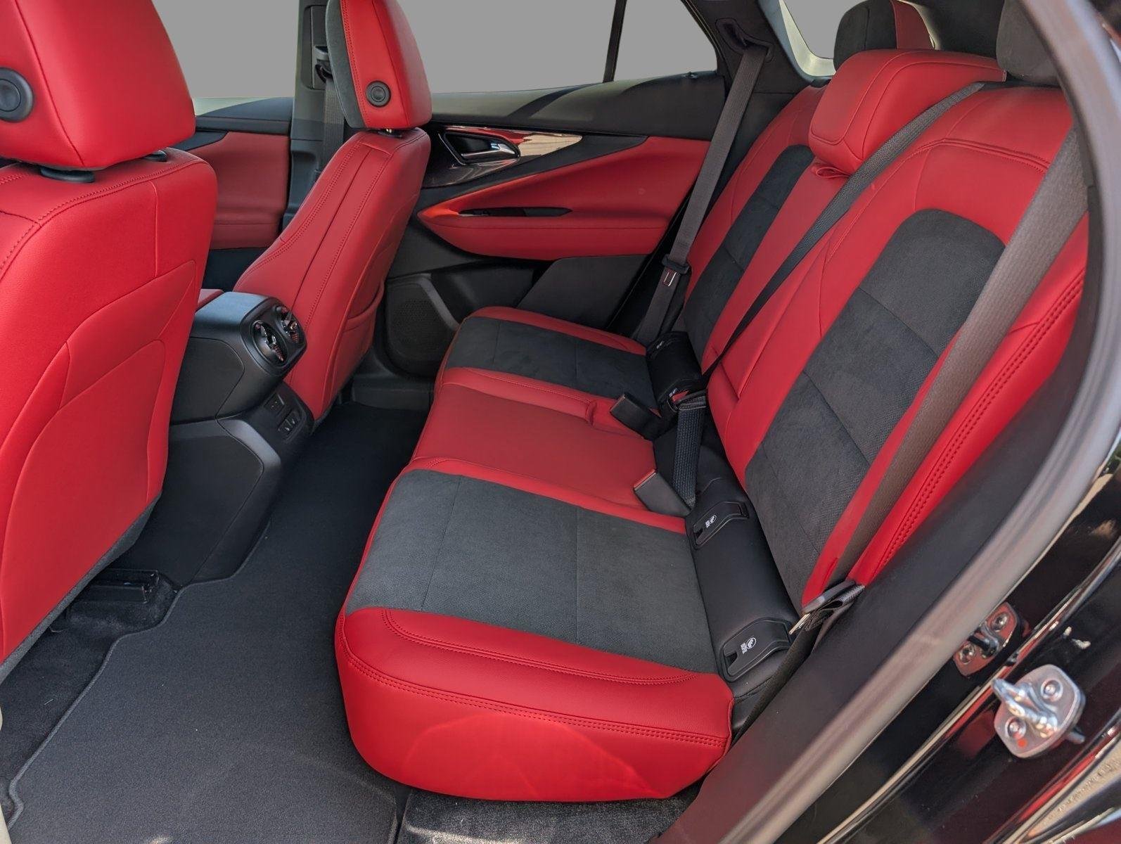 2025 Chevrolet Blazer EV RS - Photo 30