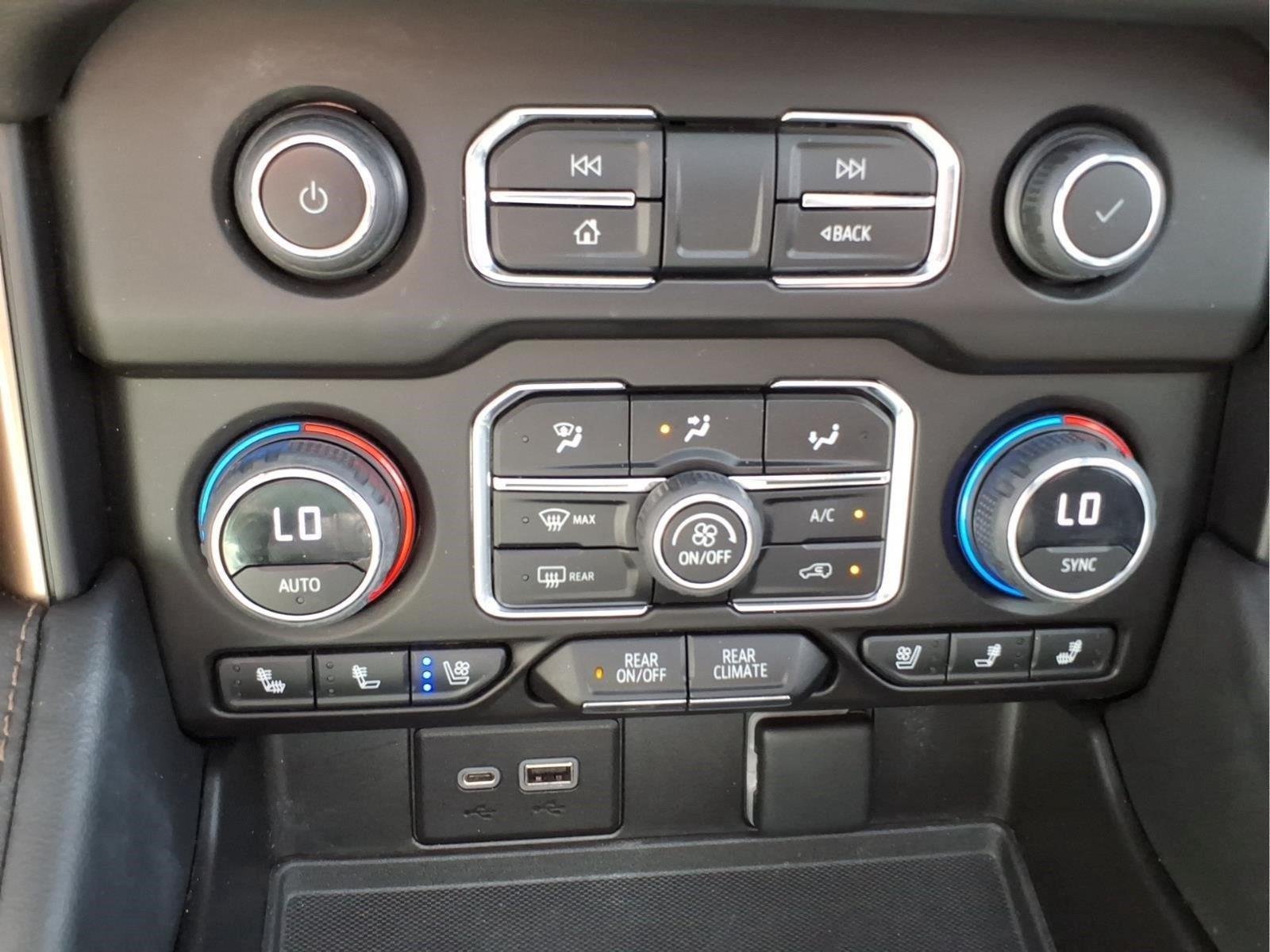 Used 2023 Black Chevrolet High Country image 23
