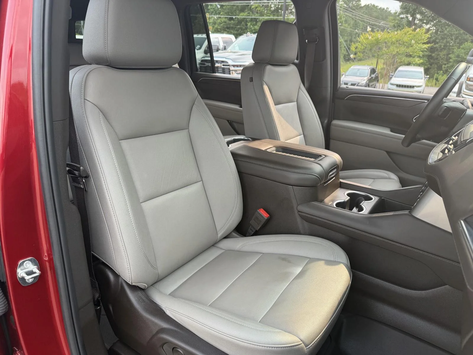Used 2024 Radiant Red Tintcoat Chevrolet Z71 image 21