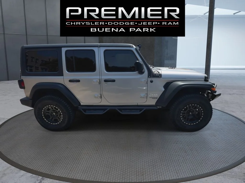 Certified Used 2019 Silver Jeep Unlimited Sport S image 2