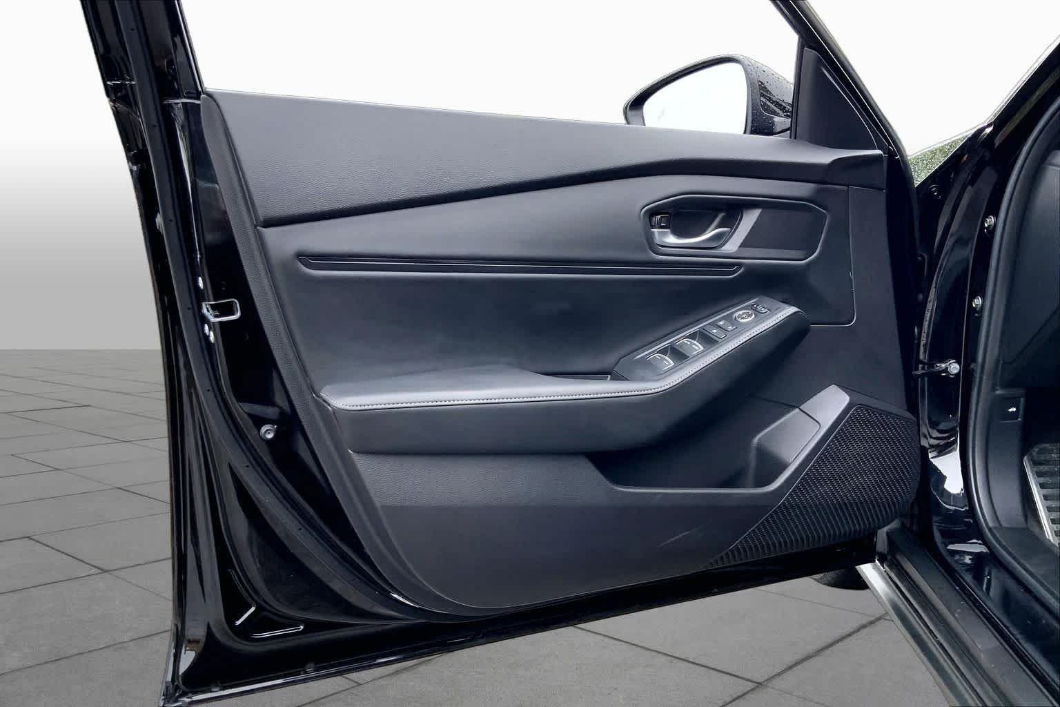 Used 2025 Crystal Black Pearl Honda Sport image 22