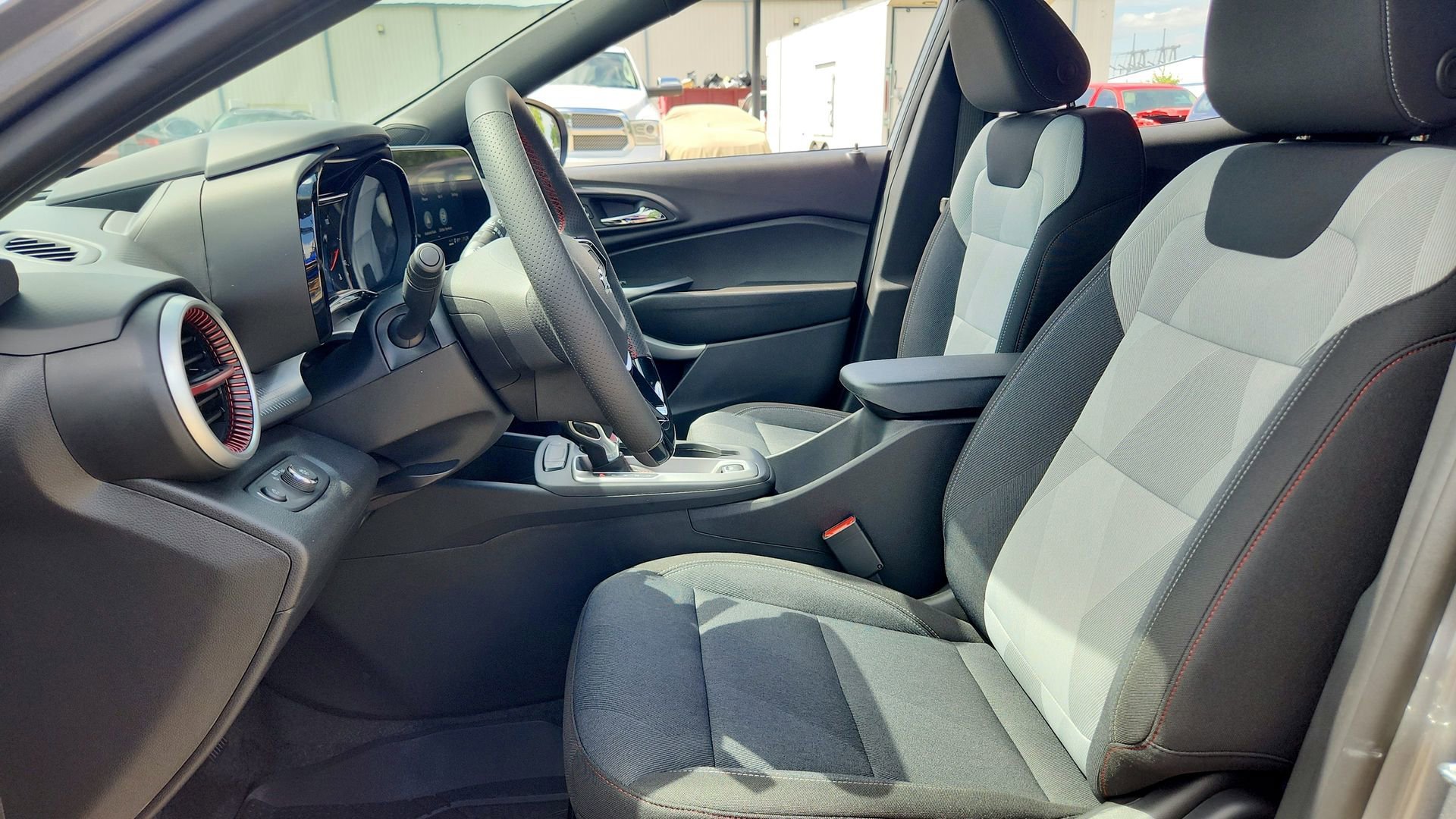 2026 Chevrolet Trax RS - Photo 13