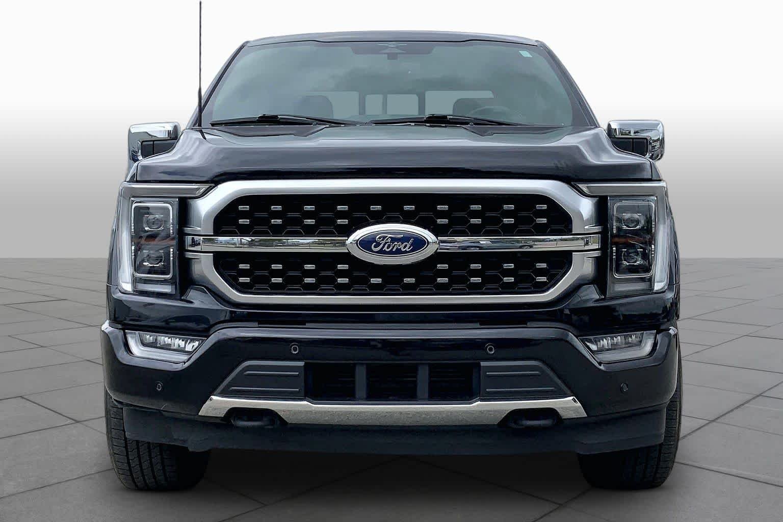 Used 2023 Agate Black Ford Platinum image 4