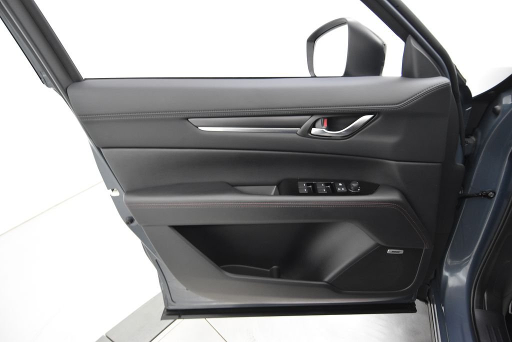 Certified Used 2024 Gray Metallic Mazda 2.5 S Carbon Edition image 32
